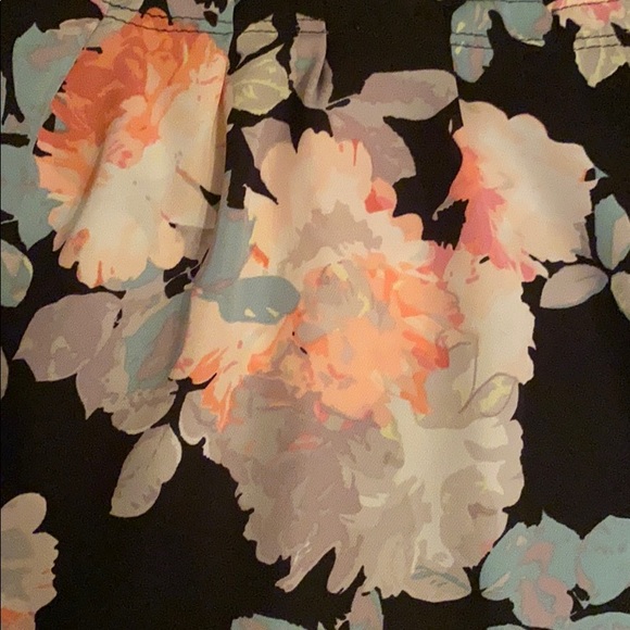 5/$20 Lauren Conrad blouse - Picture 3 of 7